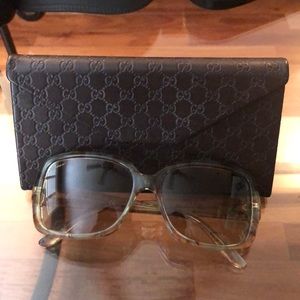 Gucci sunglasses with case